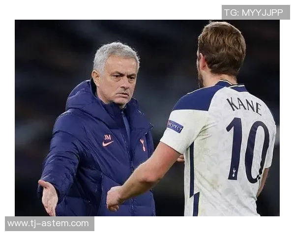 志在足球巅峰的明星球员们展现了无与伦比的才华与决心